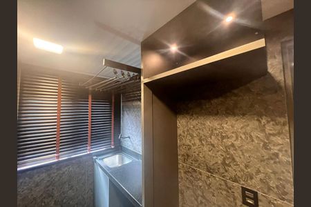 Cozinha de apartamento para alugar com 1 quarto, 65m² em Copacabana, Uberlândia