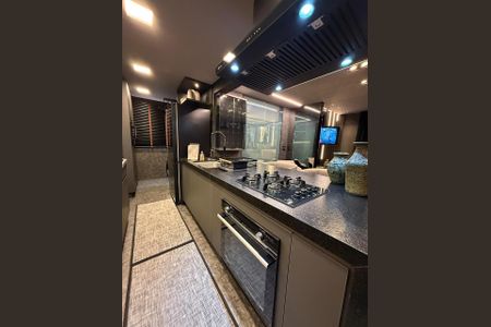 Cozinha de apartamento para alugar com 1 quarto, 65m² em Copacabana, Uberlândia