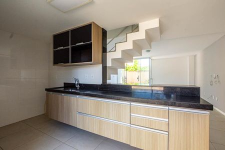 Casa à venda com 100m², 2 quartos e 1 vagaCozinha