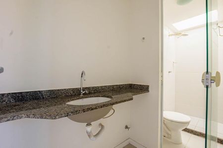 Casa à venda com 100m², 2 quartos e 1 vagaBanheiro da Suíte 2