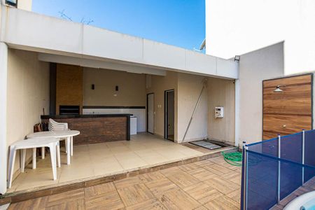 Casa à venda com 100m², 2 quartos e 1 vagaÁrea comum