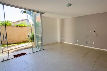 Sala de casa à venda com 2 quartos, 100m² em Engenho do Mato, Niterói