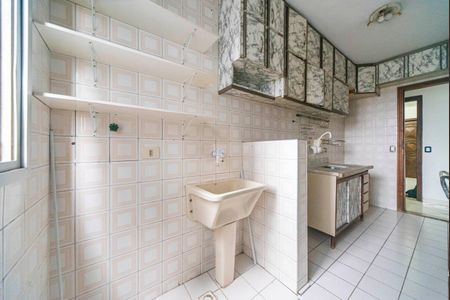 Apartamento à venda com 64m², 2 quartos e 1 vaga Apartamento à venda com 64m², 2 quartos e 1 vagaÁrea de Serviço