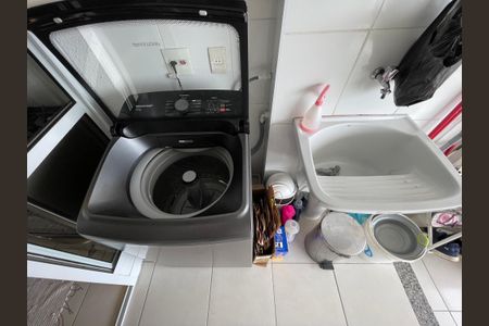 Apartamento para alugar com 77m², 3 quartos e 1 vagaÁrea de Serviço