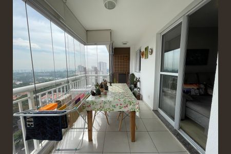 Apartamento para alugar com 77m², 3 quartos e 1 vagaVaranda