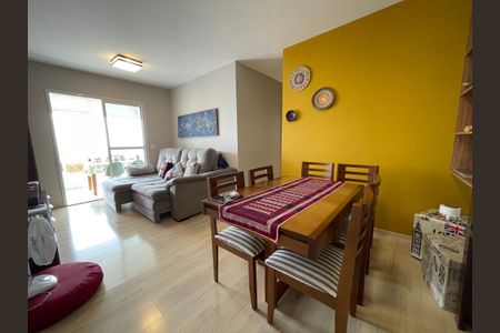 Sala de apartamento para alugar com 3 quartos, 77m² em Jardim Esmeralda, São Paulo