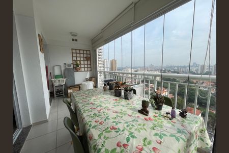 Apartamento para alugar com 77m², 3 quartos e 1 vagaVaranda