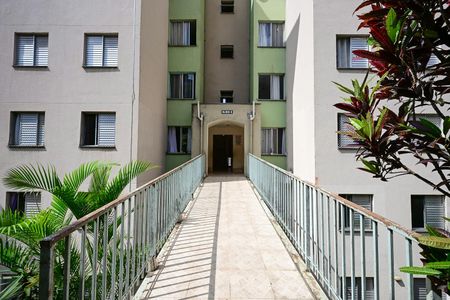 Apartamento para alugar com 50m², 2 quartos e sem vagaEntrada