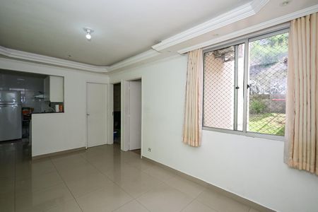 Sala de apartamento à venda com 2 quartos, 50m² em Vila Suzana, São Paulo