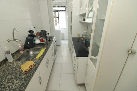 Apartamento à venda com 53m², 2 quartos e 1 vagaCozinha