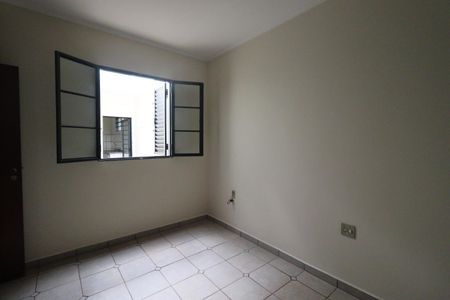 Casa para alugar com 90m², 2 quartos e 2 vagasQuarto