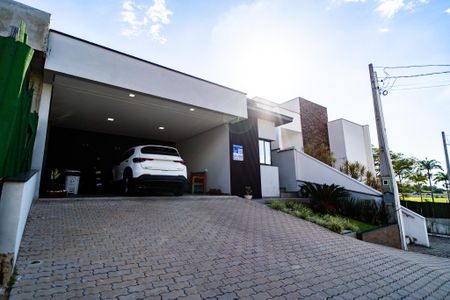 Casa para alugar com 200m², 3 quartos e 2 vagas Casa para alugar com 200m², 3 quartos e 2 vagasFachada