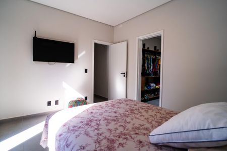 Casa para alugar com 200m², 3 quartos e 2 vagas Casa para alugar com 200m², 3 quartos e 2 vagasSuíte