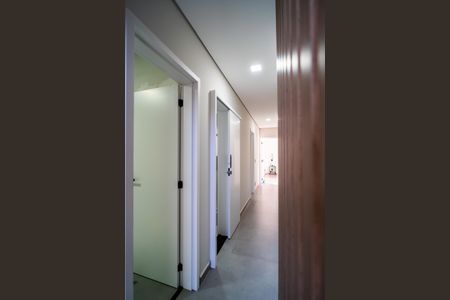 Casa para alugar com 200m², 3 quartos e 2 vagas Casa para alugar com 200m², 3 quartos e 2 vagasCorredor