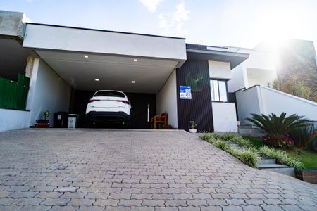 Casa para alugar com 200m², 3 quartos e 2 vagas Casa para alugar com 200m², 3 quartos e 2 vagasFachada