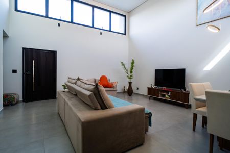 Casa para alugar com 200m², 3 quartos e 2 vagas Casa para alugar com 200m², 3 quartos e 2 vagasSala