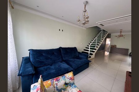 Sala de casa à venda com 3 quartos, 204m² em Jardim das Flores, Osasco