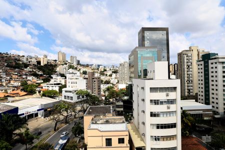 Vista da Sala de kitnet/studio à venda com 1 quarto, 40m² em Santa Efigênia, Belo Horizonte