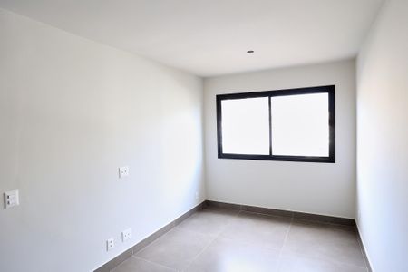 Sala de kitnet/studio à venda com 1 quarto, 40m² em Santa Efigênia, Belo Horizonte