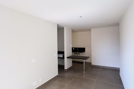Sala de kitnet/studio à venda com 1 quarto, 40m² em Santa Efigênia, Belo Horizonte