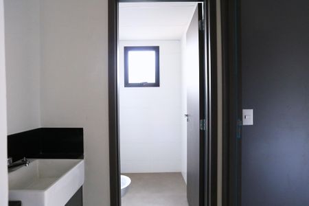 Apartamento à venda com 85m², 1 quarto e 2 vagasBanheiro