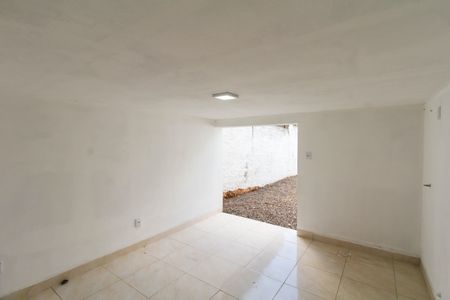 Casa para alugar com 63m², 2 quartos e 1 vagaÁrea de Serviço