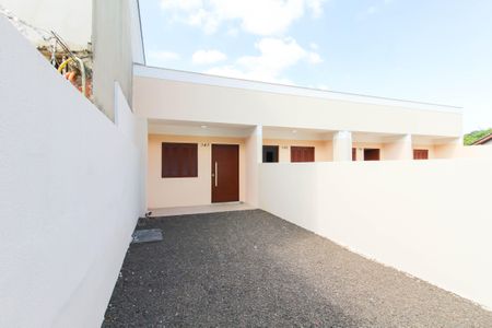 Casa para alugar com 63m², 2 quartos e 1 vagaFachada