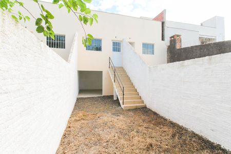 Casa para alugar com 62m², 2 quartos e 1 vagaÁrea externa