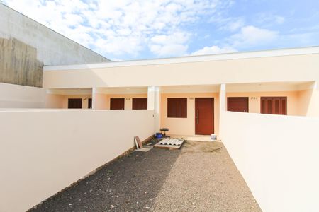 Casa para alugar com 63m², 2 quartos e 1 vagaÁrea externa