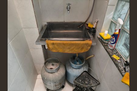 Casa para alugar com 60m², 2 quartos e 1 vaga