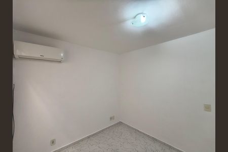 Casa para alugar com 60m², 2 quartos e 1 vaga