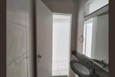 Casa para alugar com 60m², 2 quartos e 1 vaga