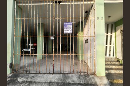 Casa para alugar com 60m², 2 quartos e 1 vaga