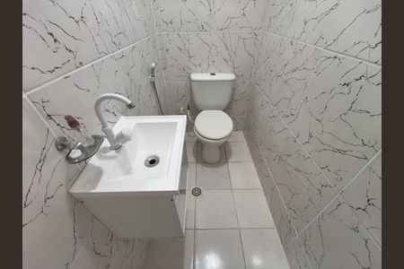 Casa para alugar com 60m², 2 quartos e 1 vaga
