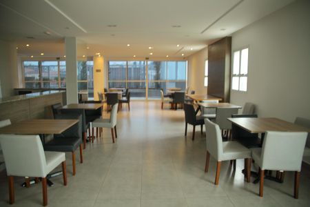 Apartamento à venda com 73m², 2 quartos e 2 vagasÁrea comum - Salão de festas