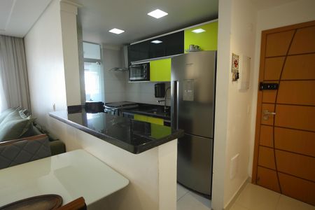 Apartamento à venda com 73m², 2 quartos e 2 vagasCozinha 