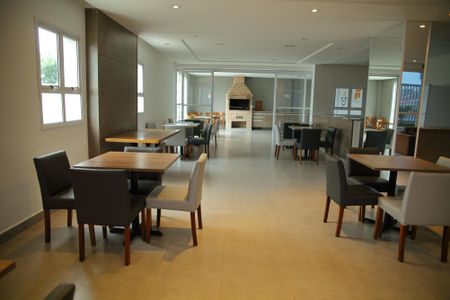 Apartamento à venda com 73m², 2 quartos e 2 vagasÁrea comum - Salão de festas