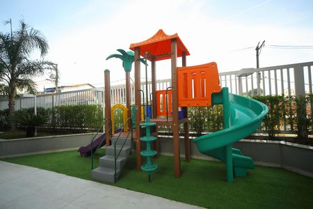 Apartamento à venda com 73m², 2 quartos e 2 vagasÁrea comum - Playground