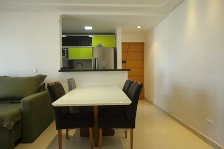 Apartamento à venda com 73m², 2 quartos e 2 vagasSala