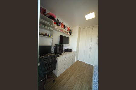 Apartamento à venda com 73m², 2 quartos e 2 vagasQuarto 2 