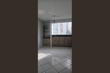 Sala de apartamento para alugar com 3 quartos, 84m² em Setor Central, Goiânia