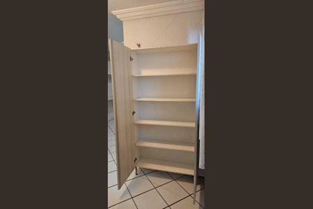 Quarto de apartamento para alugar com 3 quartos, 84m² em Setor Central, Goiânia