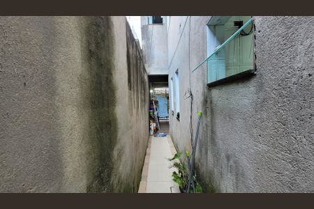 Casa para alugar com 65m², 1 quarto e 1 vagaCorredor Externo
