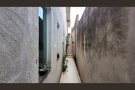 Casa para alugar com 65m², 1 quarto e 1 vagaCorredor Externo