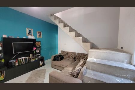 Casa para alugar com 65m², 1 quarto e 1 vagaSala
