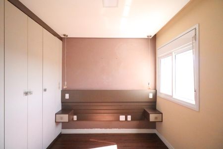 Apartamento à venda com 57m², 2 quartos e 2 vagas Apartamento à venda com 57m², 2 quartos e 2 vagasSuíte