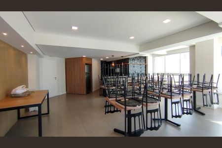 Apartamento à venda com 57m², 2 quartos e 2 vagas Apartamento à venda com 57m², 2 quartos e 2 vagasSalão de Festas