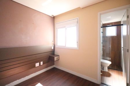Apartamento à venda com 57m², 2 quartos e 2 vagas Apartamento à venda com 57m², 2 quartos e 2 vagasSuíte