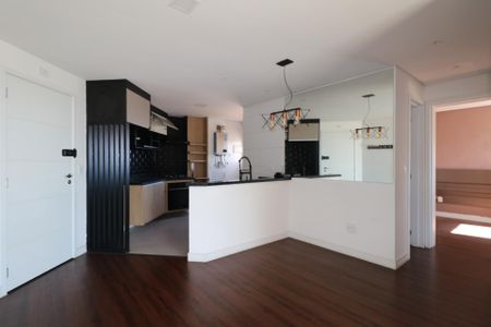 Apartamento à venda com 57m², 2 quartos e 2 vagas Apartamento à venda com 57m², 2 quartos e 2 vagasSala