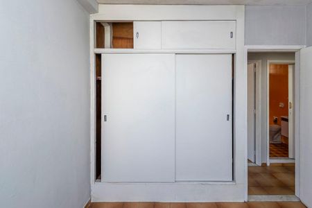 Apartamento para alugar com 90m², 3 quartos e 1 vagaQuarto 2 - Armários